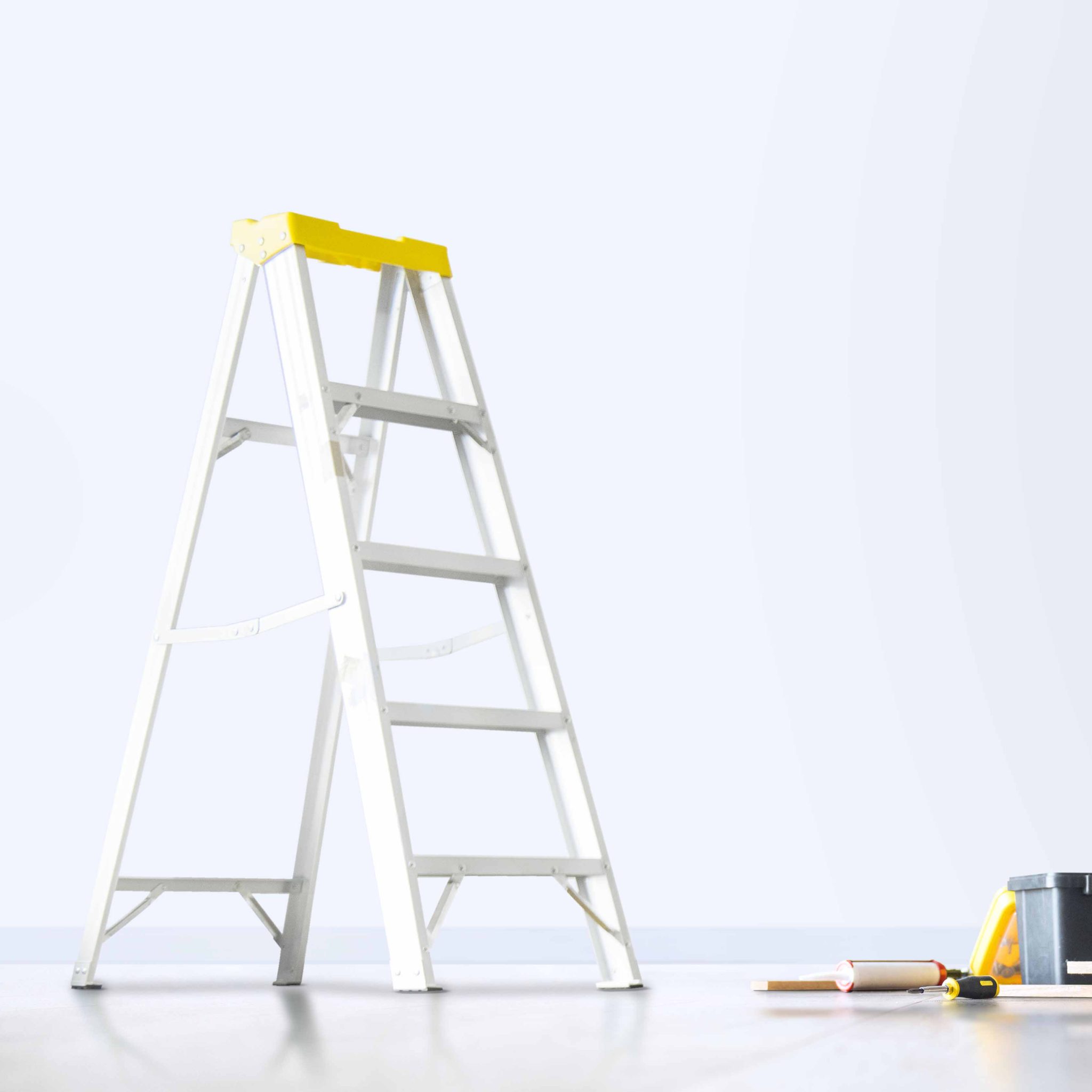 Guidance on the safe use of ladders & stepladders in the workplace